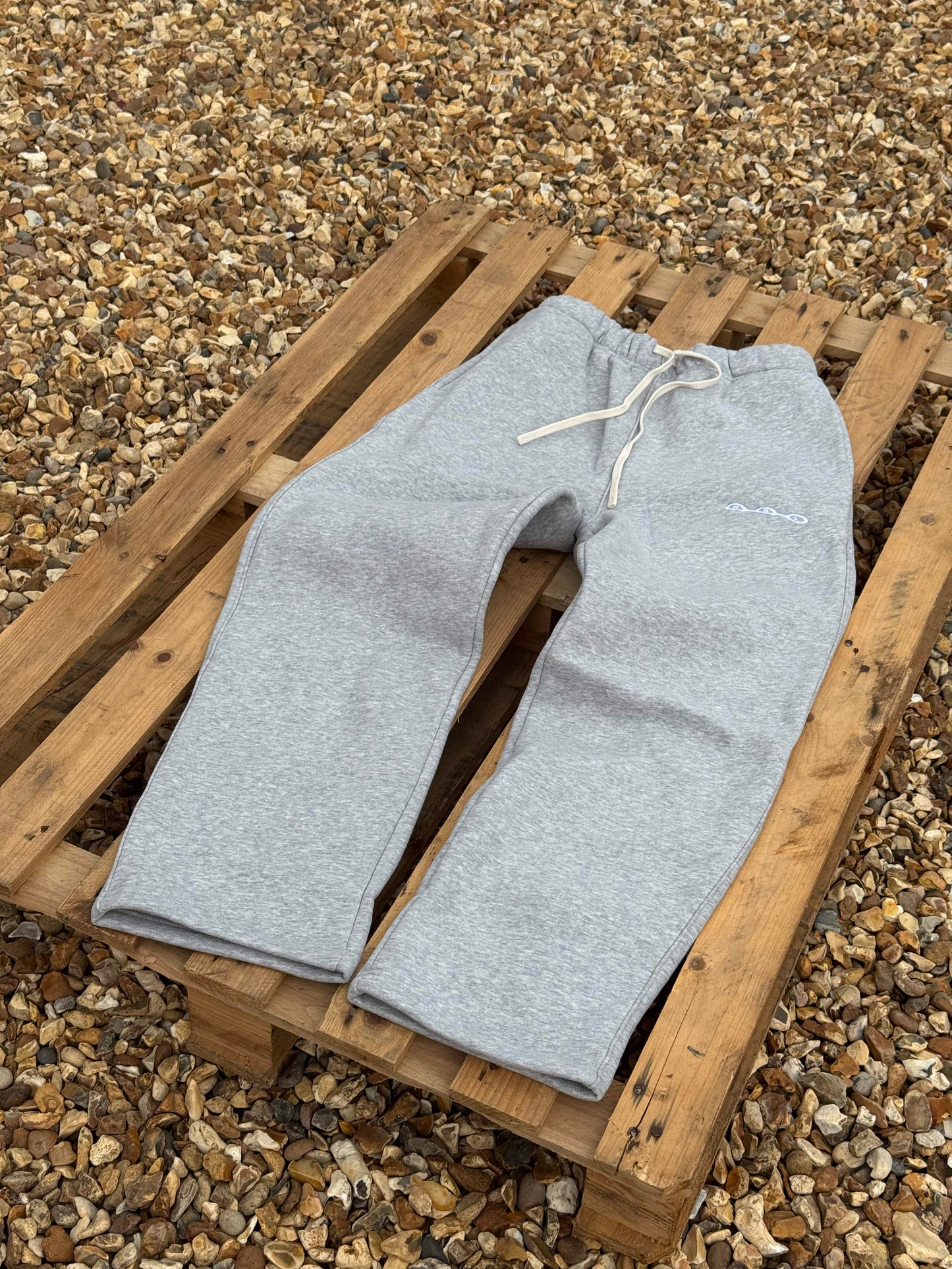 NSL CORE SWEATPANTS - GREY