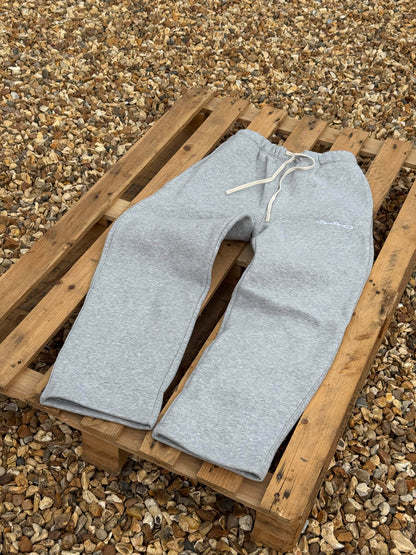 NSL CORE SWEATPANTS - GREY